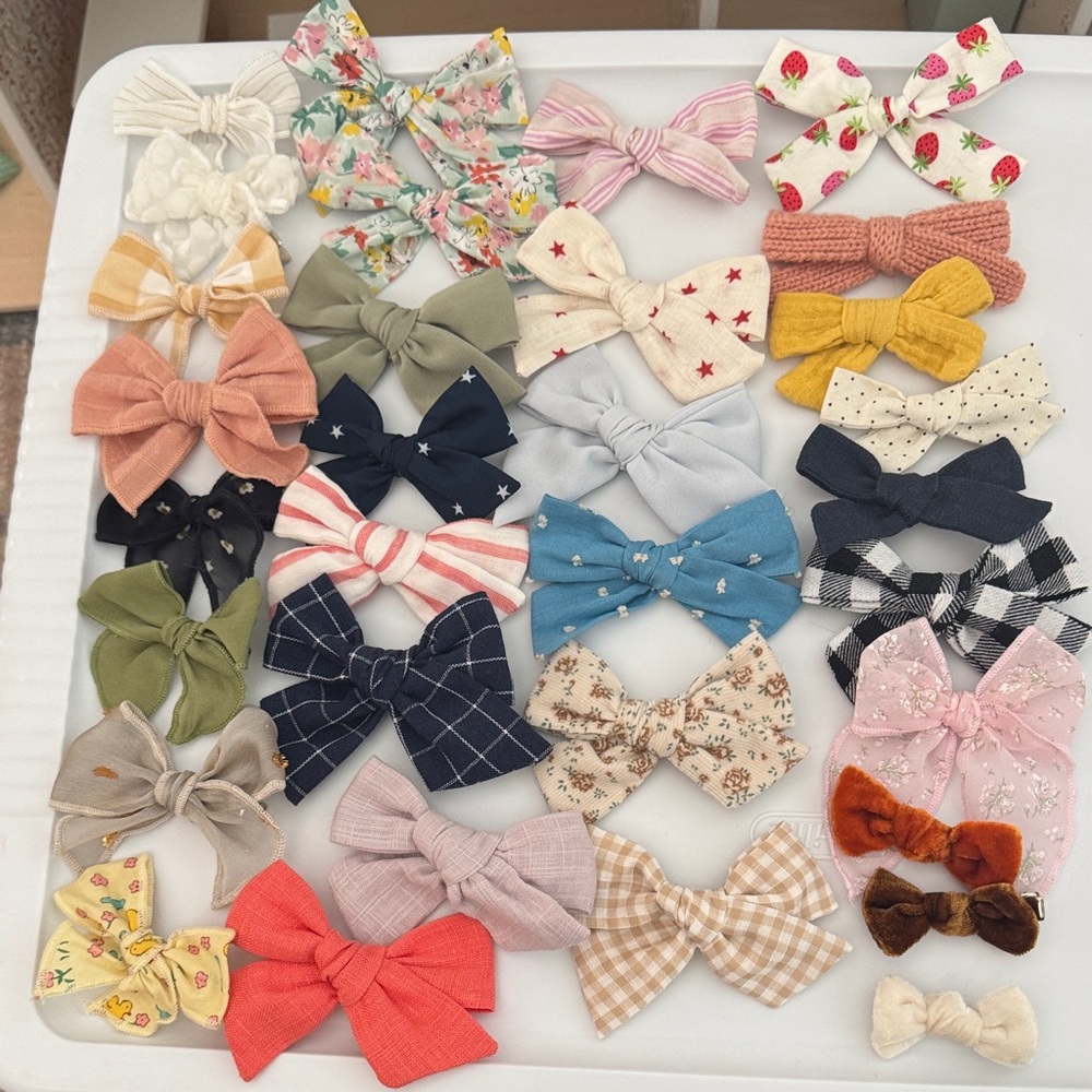 Little Poppy Co 32 bow LOT Girls Bow Hair Clip Set Multi Color Kids Accessories